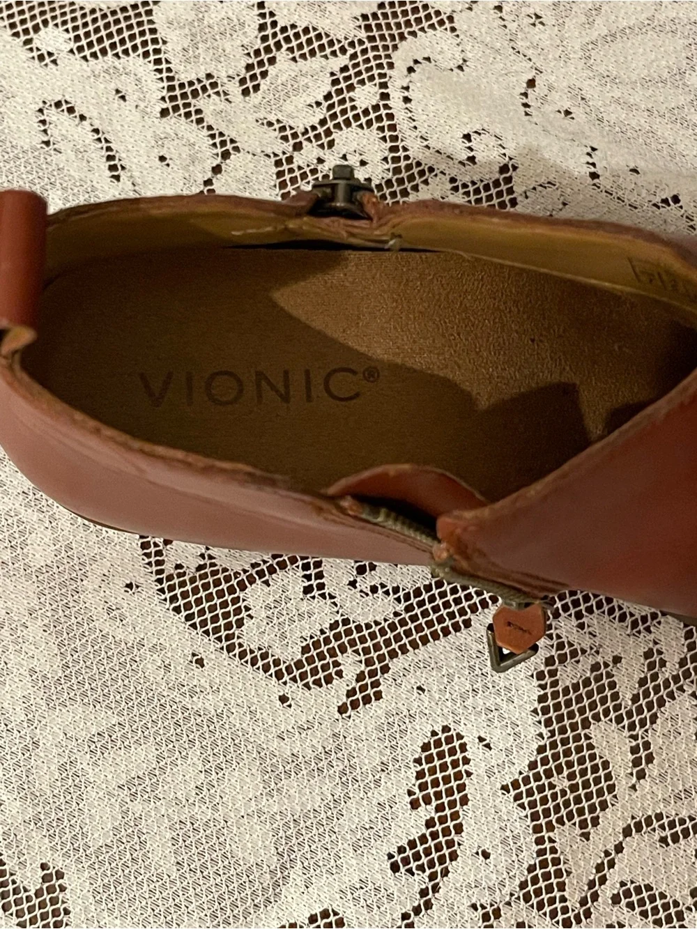 Vionic Rust Brown Leather Ankle Booties with Side Zip
